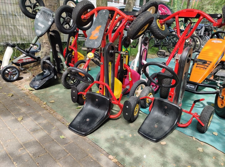 Wypożyczalnia gokart&oacute;w