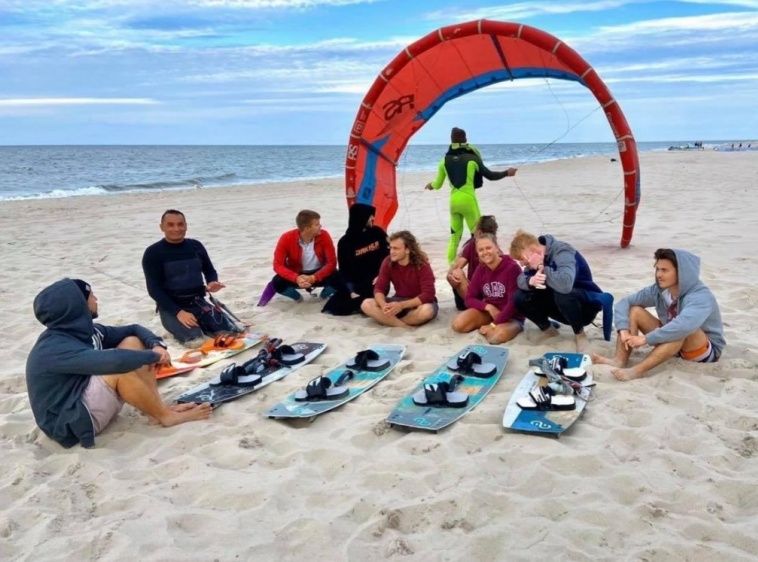 WAKE.PL PZKite CENTER SZKOŁA KITEBOARDINGU 